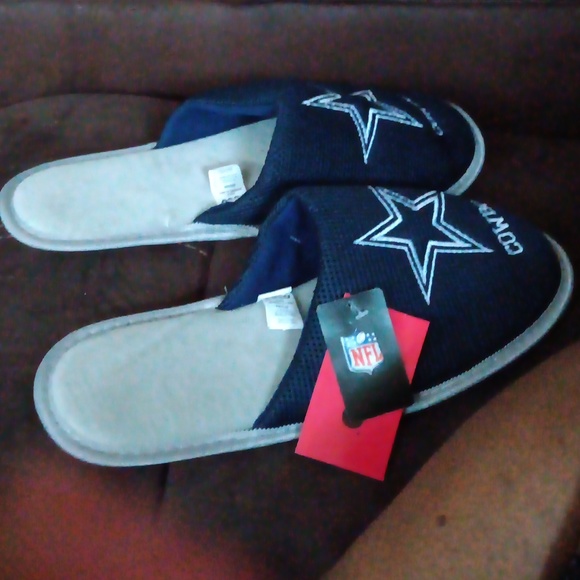 Dallas Cowboys mens slippers - Picture 1 of 3